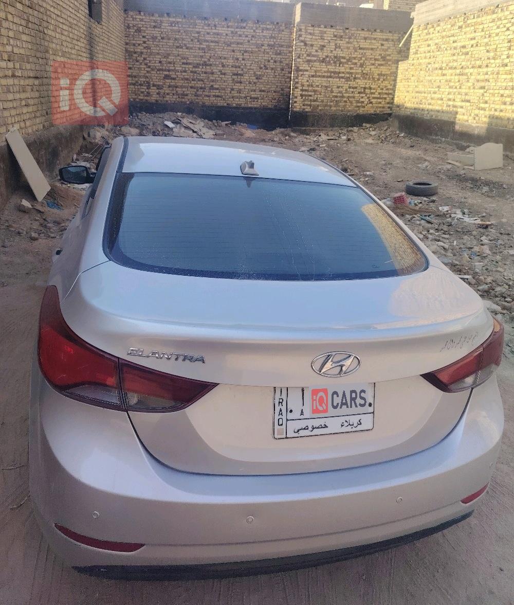 هیۆندای ئەلەنترا